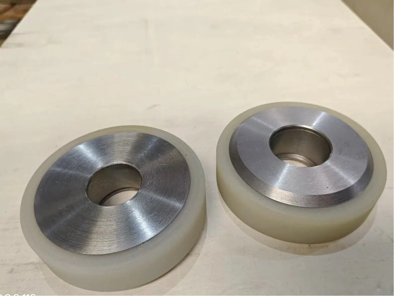 NDI材料聚氨酯包胶轮在高速运行输送线中的应用